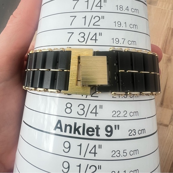 Xanadu black dial octagonal dress watch NEW BATTERY - Picture 10 of 10